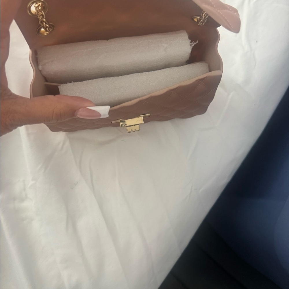 Elegant Pink Quilted Women's Bag